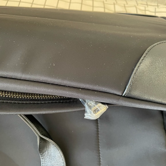 VGUC Mina Baie London weekender in black nylon w/ gold hardware - Picture 13 of 16